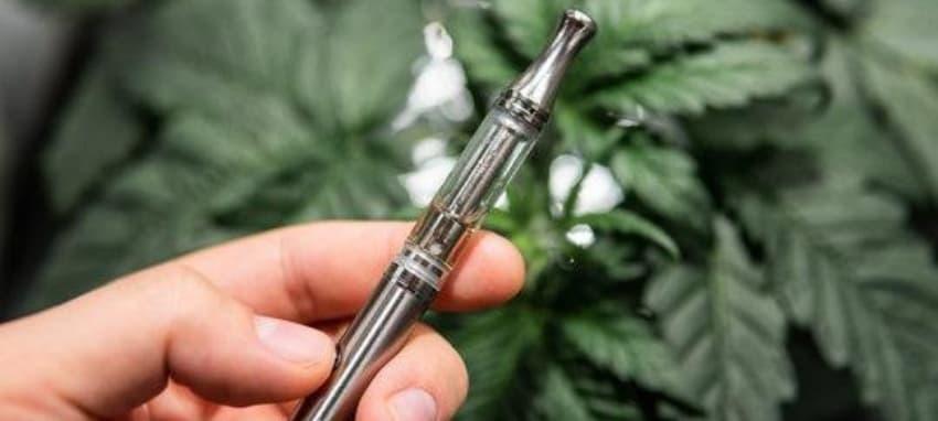 E-papierosy guide for smokers and experts exploring whether a harmless electronic cigarette really is safe