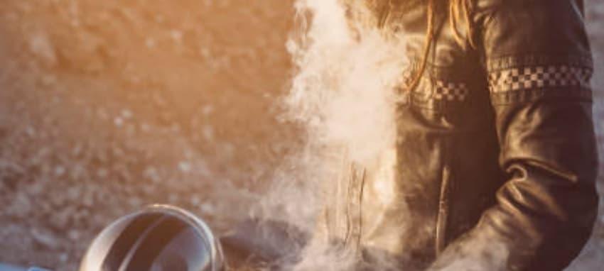 e-cigarettes warning after shocking e cigarette blows up in guys mouth sparks safety debate