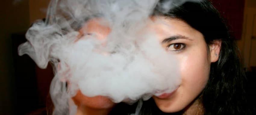 Latest update on da ga truc tiep 67 and cambodia e-cigarette ban law impact for travelers and businesses