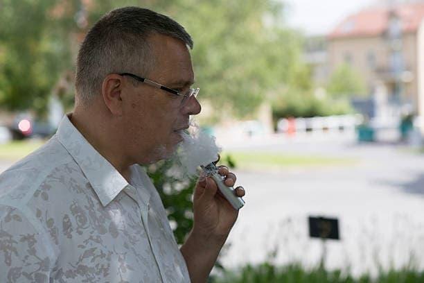 Does xoilac 1 really work and is e cigarette worse than regular for lung and heart health?
