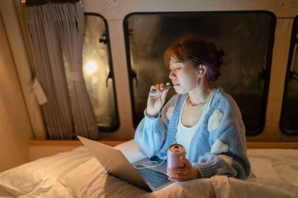 vape buying tips 2025 - e cigarette vs vape price breakdown and why vape may cost less