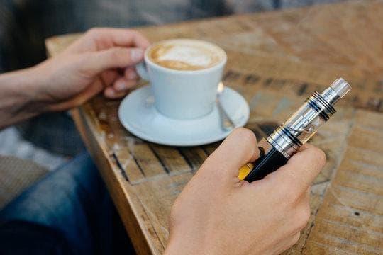 Vape Shop Advice on whether e cigarettes help smokers quit and how to choose the best starter kit