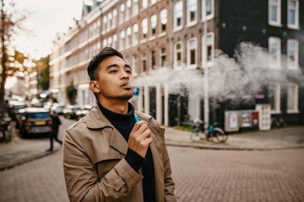 IBvape E-cigarete vs e cigarette mini review and buying guide for compact vapers