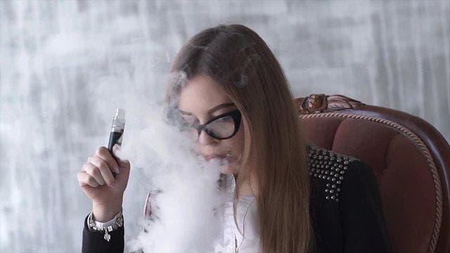 E-cigaretta insights on prevention and policy for e cigarettes teens in schools and communities